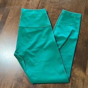 🍋 Lululemon 25” Wonder Train size 6 ~Everglade Green